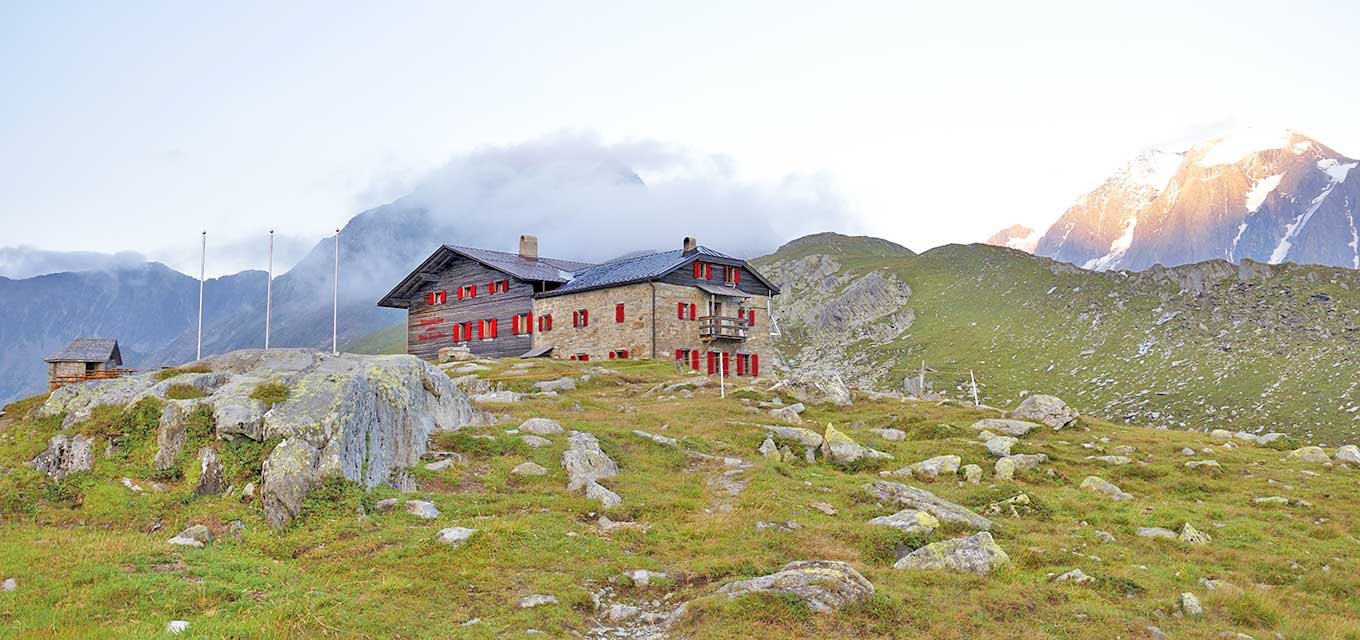 Berghaus im Fleimstal